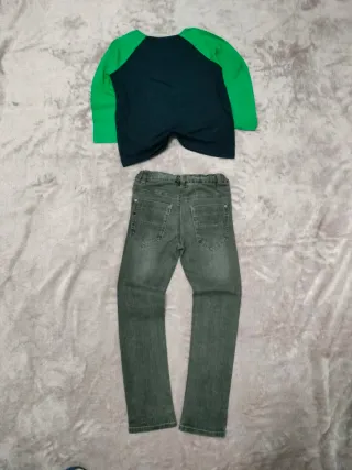 Conjunto niño Kiabi T.7 (Pantalón y Camiseta)