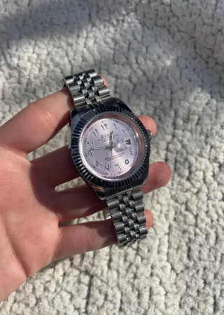 Reloj Seiko MOD de acero con arabic dial rosa