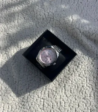 Reloj Seiko MOD de acero con arabic dial rosa