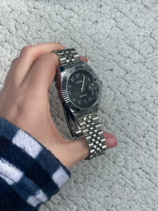 Reloj Seiko MOD de acero con arabic dial negro