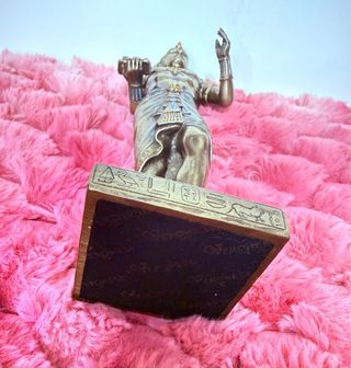 Escultura Faraón Veronese Triada 21cm