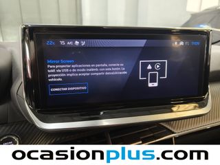 Peugeot 2008 Allure Hybrid eDCS6 100 kW (136 CV)