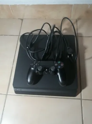Consola PS4 (PlayStation 4) Negra con juegos