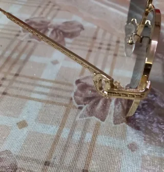 Occhiali da sole donna oro e neri