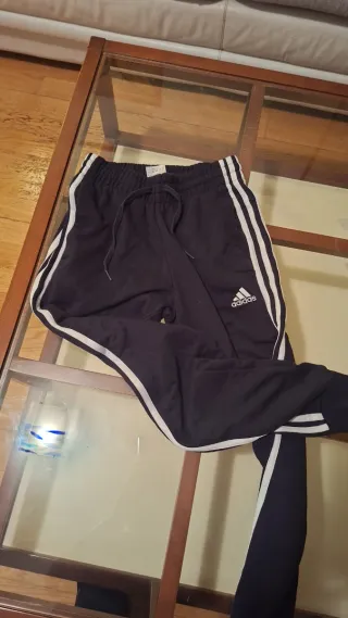 Pantalón chándal Adidas negro