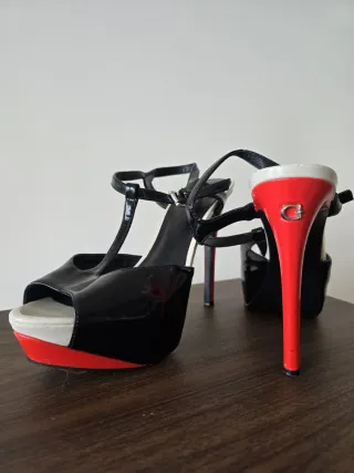 Zapatos Guess Talla 39