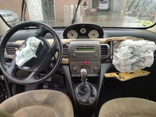 Despiece LANCIA YPSILON (101)