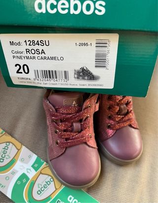 Botita bebé rosa Acebo's T20