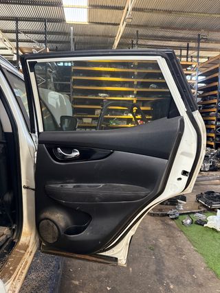 PUERTA TRASERA DERECHA NISSAN QASHQAI (J11E)