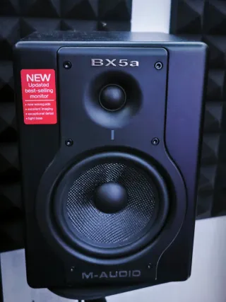 M-Audio BX5a Deluxe - Monitores de Estudio