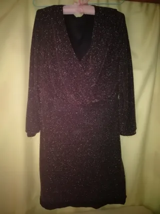 Vestido negro con detalles marrones