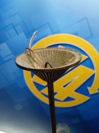 Preciosa LÁMPARA ART-DECÓ EN BRONCE Y CRISTAL 60 cm. diametro x 105 cm. de altura