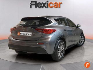 Infiniti Q30 1.5D PREMIUM TECH