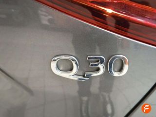 Infiniti Q30 1.5D PREMIUM TECH