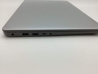 pc portatil lenovo 82r1