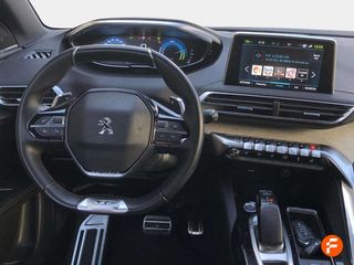 Peugeot 3008 HYBRID 225 e-EAT8 Allure