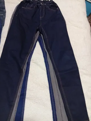 3 Vaqueros Stradivarius Tallas 38, 40, 42. 2'5€