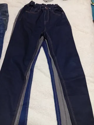 3 Vaqueros Stradivarius Tallas 38, 40, 42. 2'5€