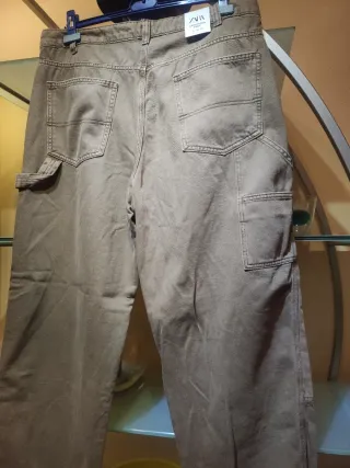 Pantalón CARPENTER ZARA Marrón Talla M