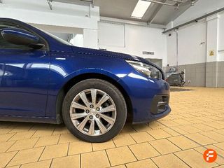 Peugeot 308 5p Style PureTech 130 S&S 6 Vel. MAN