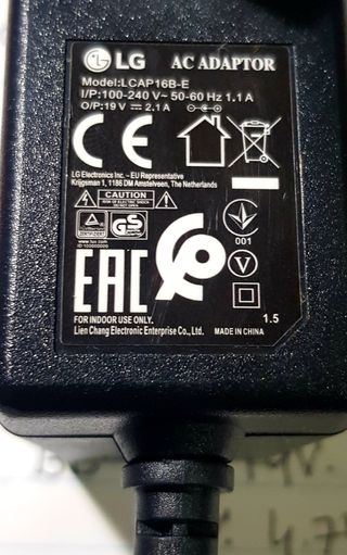 Cargador Original LG Original 19V 2,1A LCAP16B-E