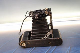 Antigua cámara fotográfica Voigtländer Ibsor DRP. Austria. Rollfilmkamera.