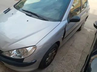 Peugeot 206 2004