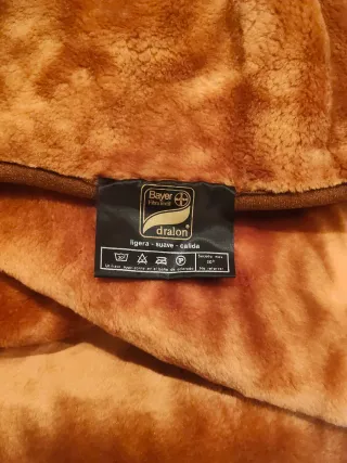 Manta Manterol Matrimonio c/ Teja y funda Negra.