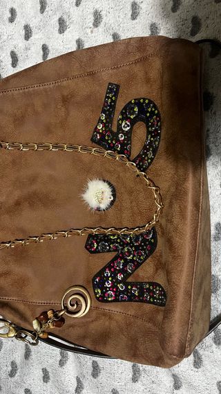 Bolso muy grande marrón con N°5