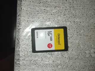 2x SSD Intenso 256 GB SATA III