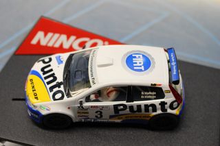 Fiat Punto Super 1600. S. Vallejo. Coche slot Ninco 1/32.
