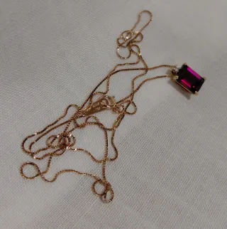 Collar Oro 18k Granate Rodolita y Diamante