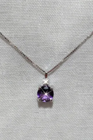 Collar y colgante diamante y amatista oro 18k