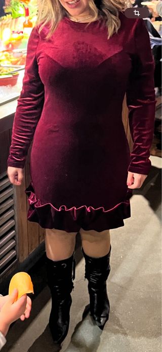 Vestido elegante fiesta terciopelo burdeos