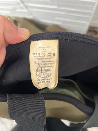 Traje de agua Geologic verde y negro