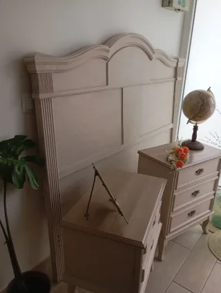 Cabecero antiguo vintage madera maciza