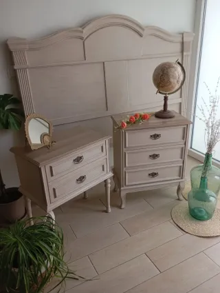 Cabecero antiguo vintage madera maciza