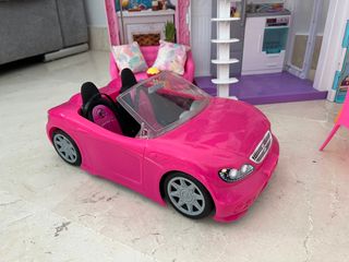 Casa Barbie Malibú con Coche y Regalo
