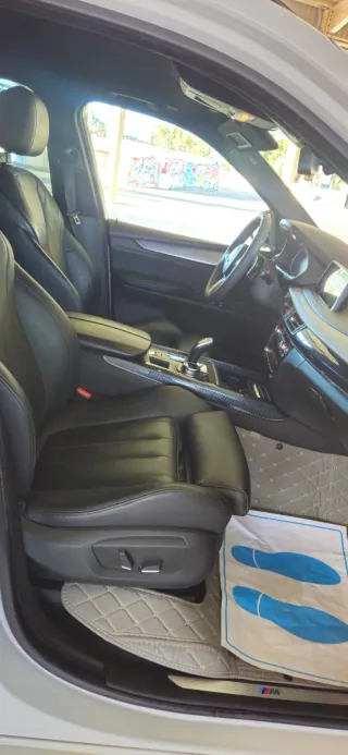 BMW X5 MPACK 3.0D  6 cil 8 hp impoluto  NACIONAL