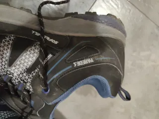 Zapatillas Trekking Paredes Waterproof Talla 43