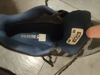 Zapatillas Trekking Paredes Waterproof Talla 43