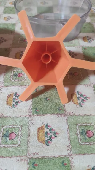 Exprimidor Eléctrico Vintage Taurus Naranja