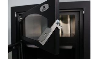 Estufa de leña nueva a estrenar Aston ESL619006GRA