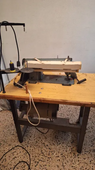 Máquina de coser antigua