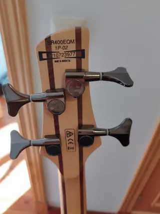 VENDO o CAMBIO Bajo Ibanez SR400 por guitarra eléc