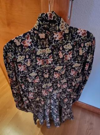 Vestido corto Zara estampado floral