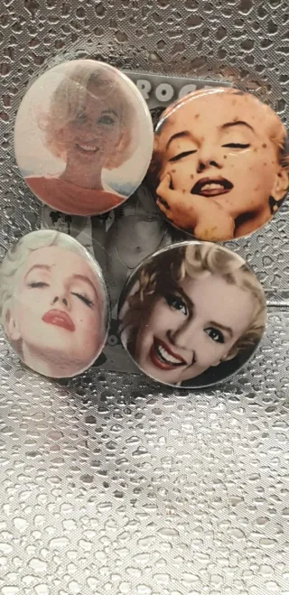 4 Pines/Insignias Marilyn Monroe