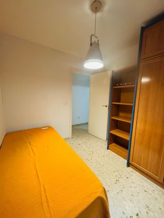 Alquilo piso calle Porvenir,Sevilla