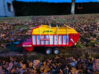 Rimorchio Pöttinger Jumbo per foraggio in miniatura