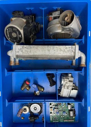 RICAMBI PER CALDAIA FERROLI DOMIPROJECT F24